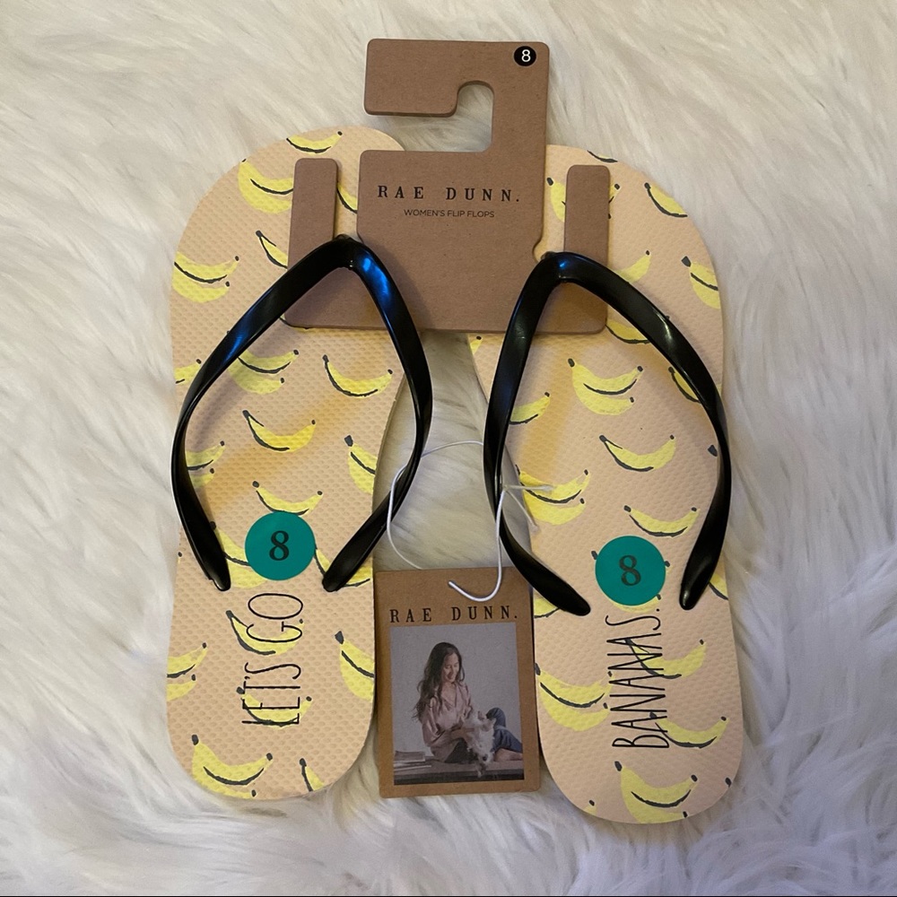 Rae Dunn Let’s Go Bananas Flip Flops - NWT - Size 8 - Picture 4 of 12